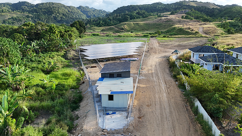 所罗门群岛玛玛拉开发区离岸微电网 项目现场